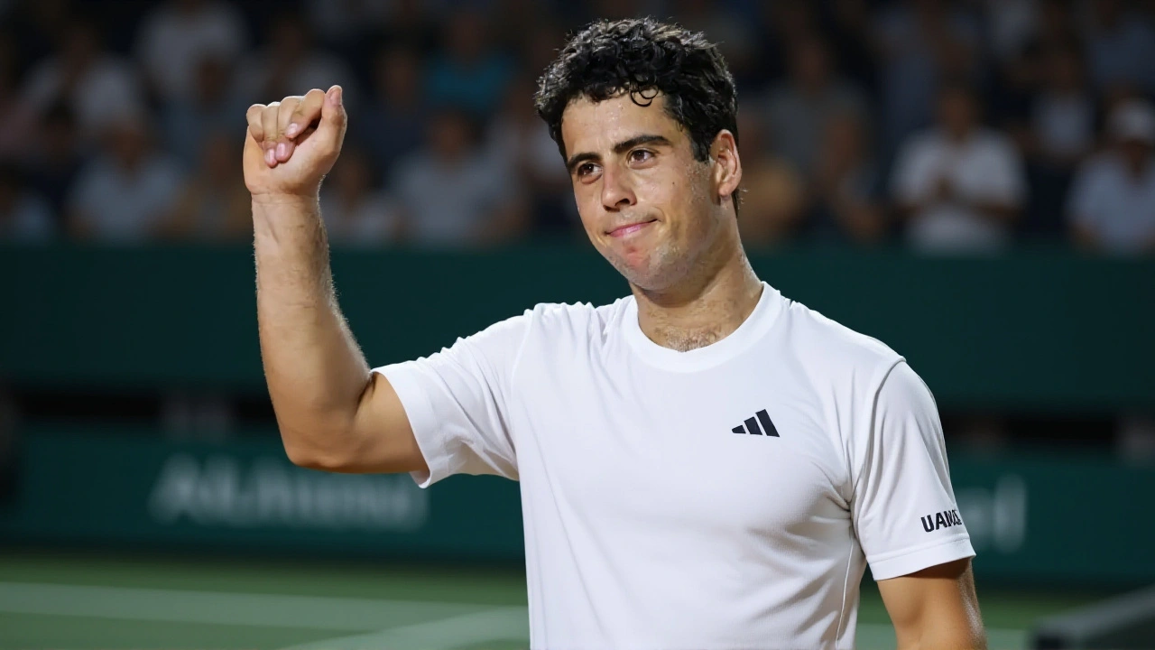 Jaume Munar supera a Flavio Cobolli y avanza en el Shanghai Masters 2025
